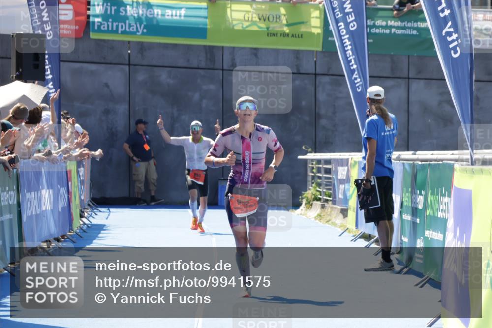 09.08.2026 - GEWOBA Citytriathlon Bremen Yannick Fuchs http://msf.ph/oto/9941575 09.08.2026 13:58:54 Ziel 955 meine-sportfotos.de