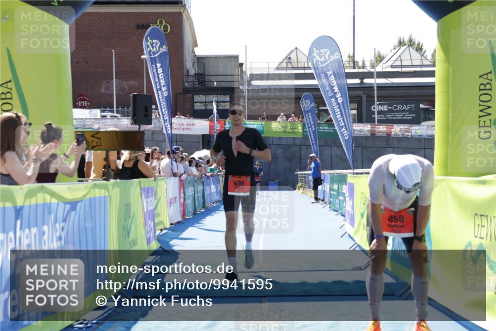 09.08.2026 - GEWOBA Citytriathlon Bremen Yannick Fuchs http://msf.ph/oto/9941595 09.08.2026 13:59:08 Ziel 696 meine-sportfotos.de