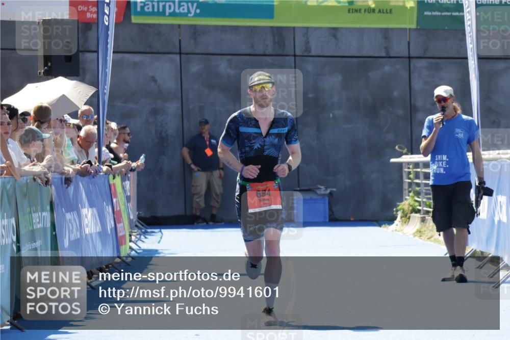 09.08.2026 - GEWOBA Citytriathlon Bremen Yannick Fuchs http://msf.ph/oto/9941601 09.08.2026 13:59:14 Ziel 694 meine-sportfotos.de