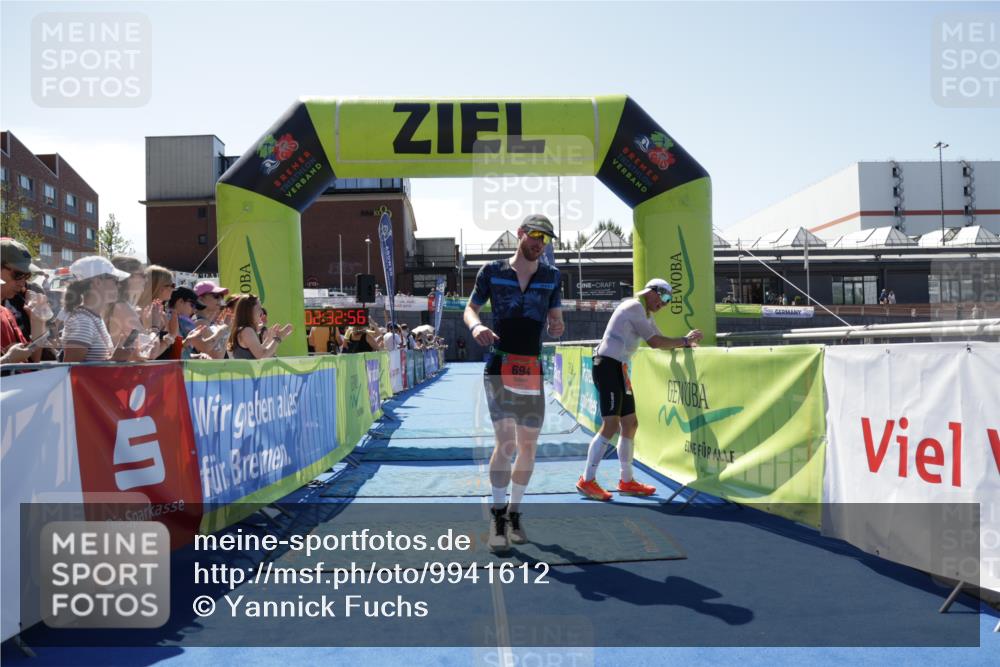 09.08.2026 - GEWOBA Citytriathlon Bremen Yannick Fuchs http://msf.ph/oto/9941612 09.08.2026 13:59:20 Ziel 694 meine-sportfotos.de