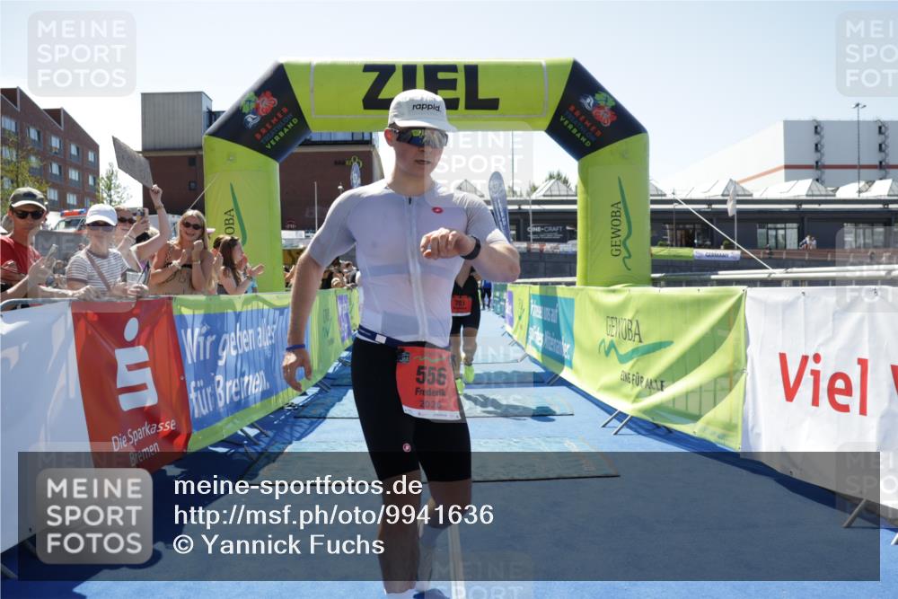 09.08.2026 - GEWOBA Citytriathlon Bremen Yannick Fuchs http://msf.ph/oto/9941636 09.08.2026 14:00:06 Ziel 556, 701 meine-sportfotos.de