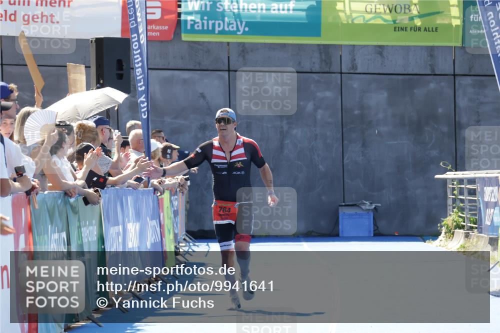 09.08.2026 - GEWOBA Citytriathlon Bremen Yannick Fuchs http://msf.ph/oto/9941641 09.08.2026 14:00:26 Ziel 764 meine-sportfotos.de