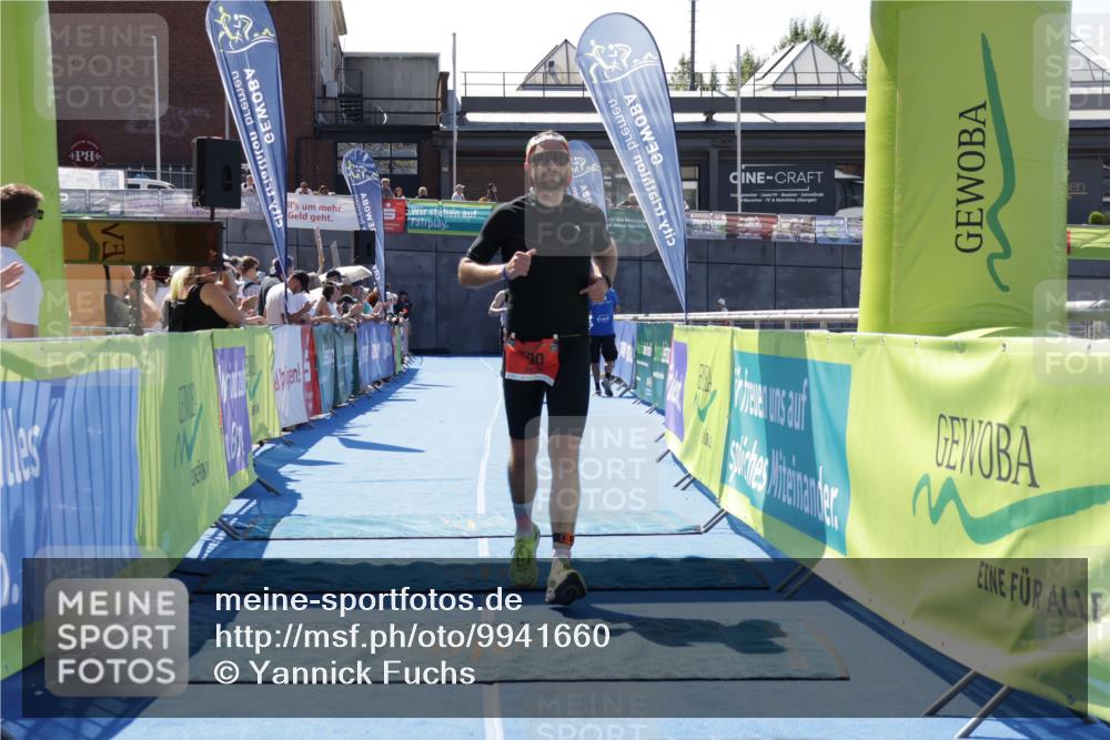 09.08.2026 - GEWOBA Citytriathlon Bremen Yannick Fuchs http://msf.ph/oto/9941660 09.08.2026 14:00:56 Ziel 588, 700 meine-sportfotos.de
