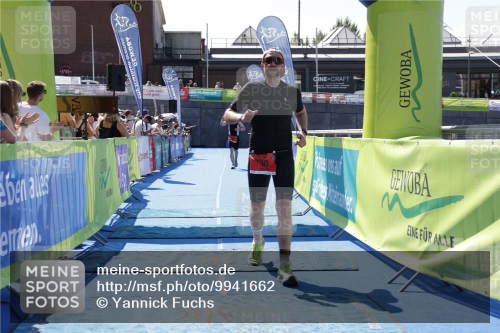 09.08.2026 - GEWOBA Citytriathlon Bremen Yannick Fuchs http://msf.ph/oto/9941662 09.08.2026 14:00:57 Ziel 588, 700 meine-sportfotos.de