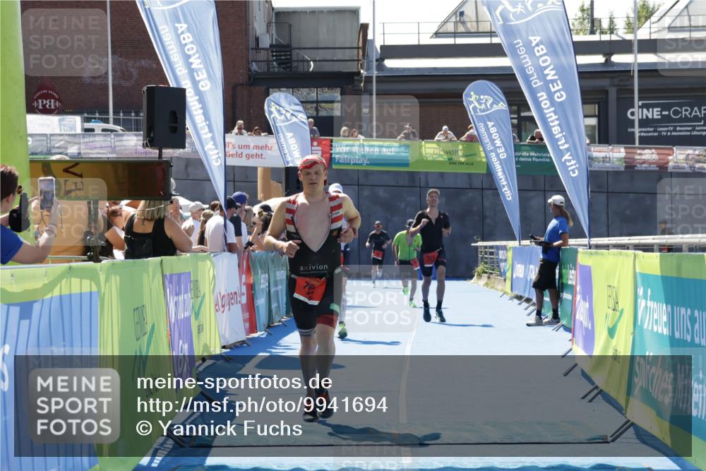 09.08.2026 - GEWOBA Citytriathlon Bremen Yannick Fuchs http://msf.ph/oto/9941694 09.08.2026 14:01:23 Ziel 723, 761, 777 meine-sportfotos.de
