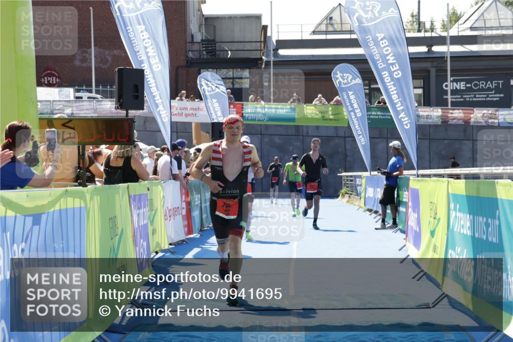 09.08.2026 - GEWOBA Citytriathlon Bremen Yannick Fuchs http://msf.ph/oto/9941695 09.08.2026 14:01:23 Ziel 723, 761, 777 meine-sportfotos.de