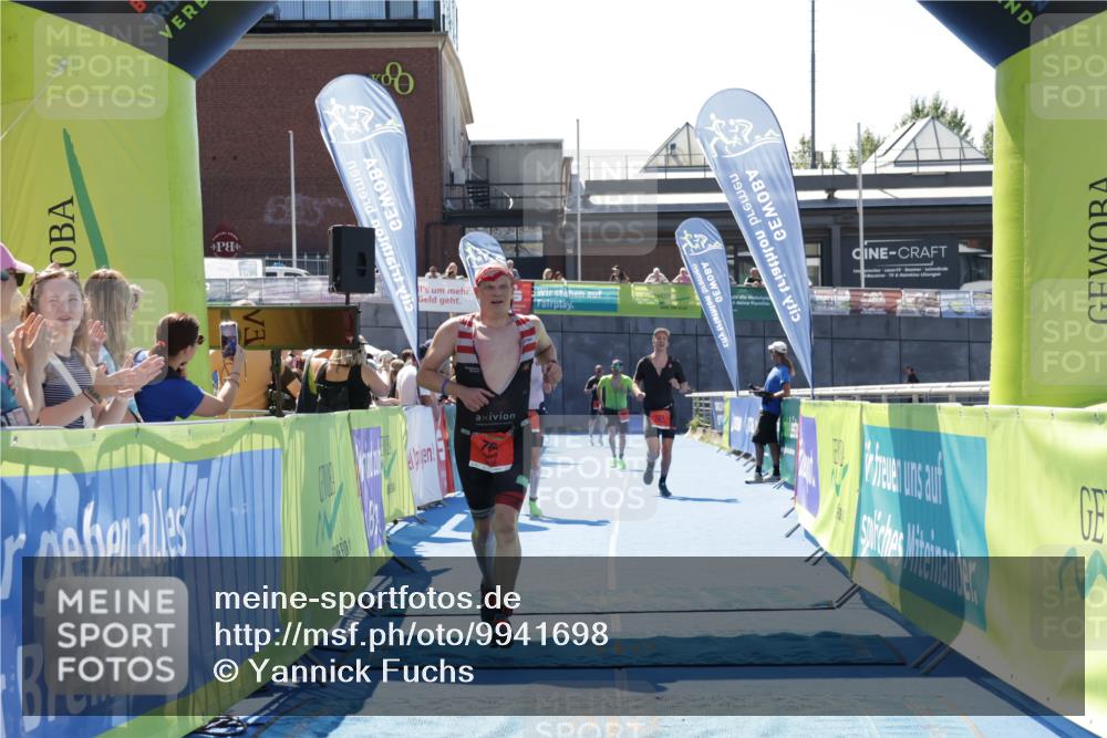 09.08.2026 - GEWOBA Citytriathlon Bremen Yannick Fuchs http://msf.ph/oto/9941698 09.08.2026 14:01:24 Ziel 723, 761, 777, 801 meine-sportfotos.de