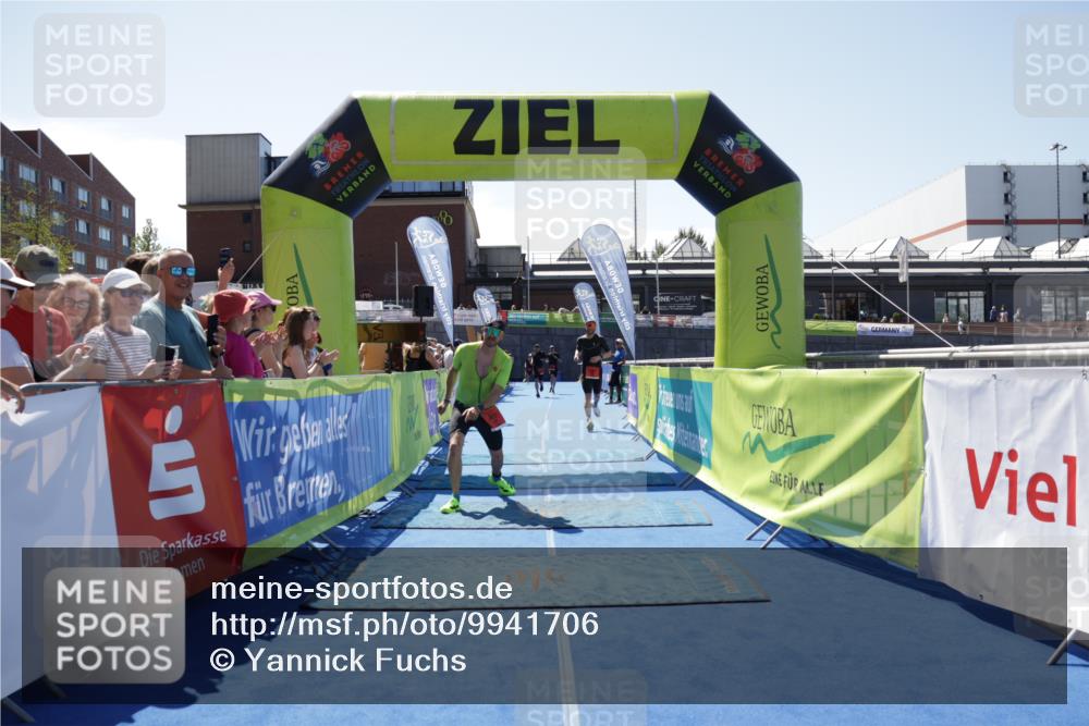 09.08.2026 - GEWOBA Citytriathlon Bremen Yannick Fuchs http://msf.ph/oto/9941706 09.08.2026 14:01:30 Ziel 723, 735, 773, 777, 801 meine-sportfotos.de