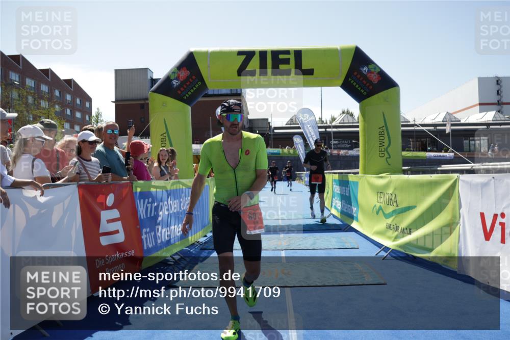 09.08.2026 - GEWOBA Citytriathlon Bremen Yannick Fuchs http://msf.ph/oto/9941709 09.08.2026 14:01:32 Ziel 631, 735, 773, 801 meine-sportfotos.de