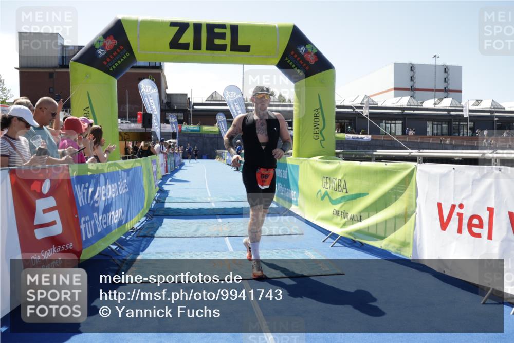 09.08.2026 - GEWOBA Citytriathlon Bremen Yannick Fuchs http://msf.ph/oto/9941743 09.08.2026 14:01:57 Ziel 666 meine-sportfotos.de