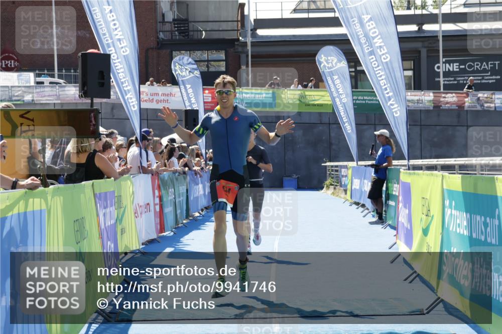 09.08.2026 - GEWOBA Citytriathlon Bremen Yannick Fuchs http://msf.ph/oto/9941746 09.08.2026 14:02:03 Ziel 624, 979 meine-sportfotos.de