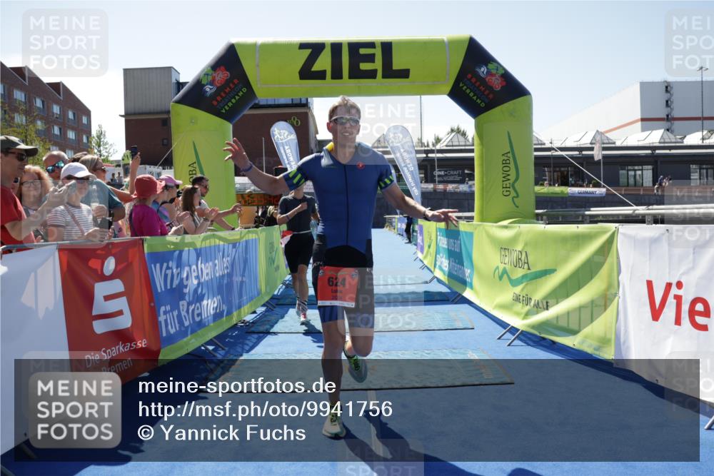 09.08.2026 - GEWOBA Citytriathlon Bremen Yannick Fuchs http://msf.ph/oto/9941756 09.08.2026 14:02:05 Ziel 624, 979 meine-sportfotos.de