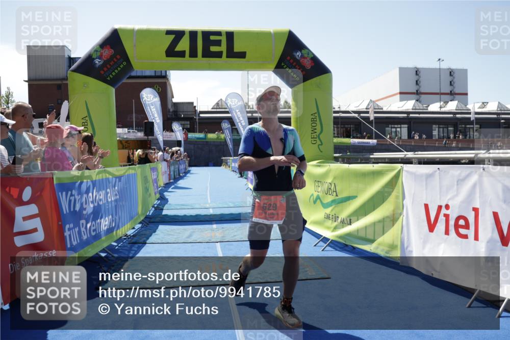 09.08.2026 - GEWOBA Citytriathlon Bremen Yannick Fuchs http://msf.ph/oto/9941785 09.08.2026 14:02:34 Ziel 629 meine-sportfotos.de