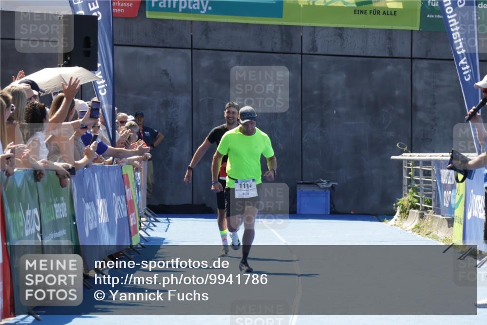 09.08.2026 - GEWOBA Citytriathlon Bremen Yannick Fuchs http://msf.ph/oto/9941786 09.08.2026 14:02:43 Ziel 1114 meine-sportfotos.de