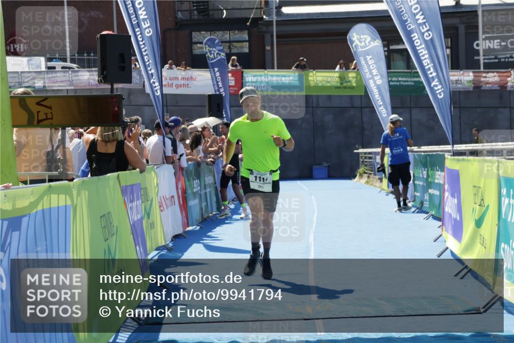 09.08.2026 - GEWOBA Citytriathlon Bremen Yannick Fuchs http://msf.ph/oto/9941794 09.08.2026 14:02:47 Ziel 691, 1114 meine-sportfotos.de