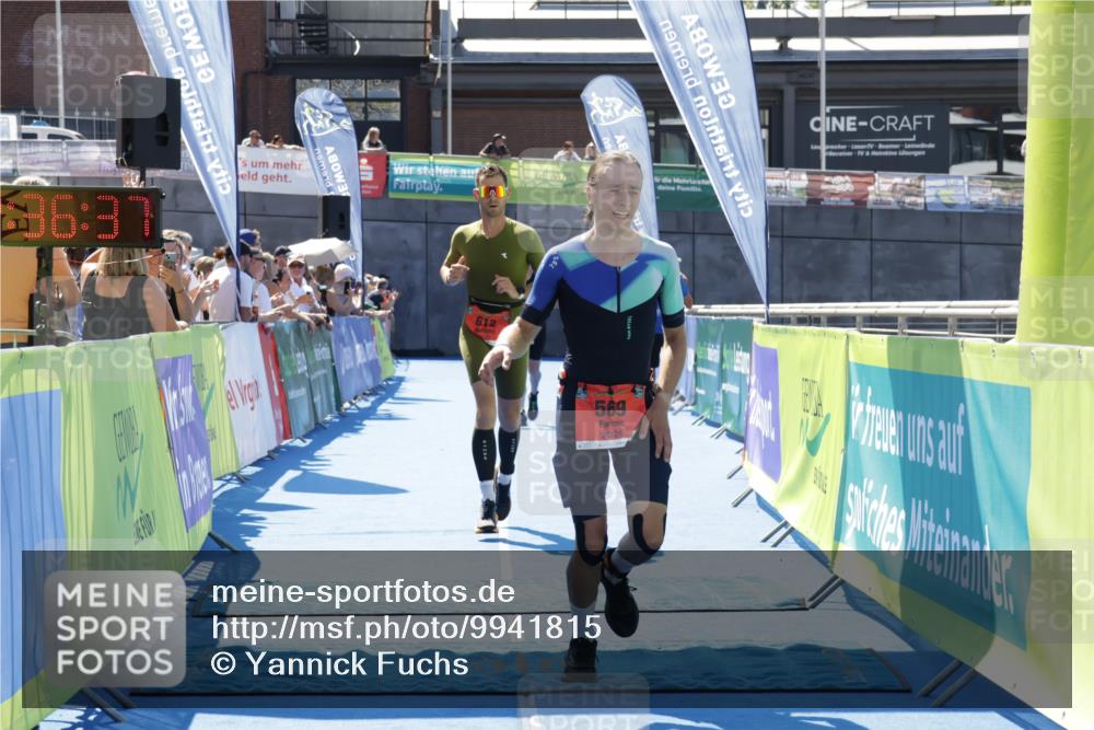 09.08.2026 - GEWOBA Citytriathlon Bremen Yannick Fuchs http://msf.ph/oto/9941815 09.08.2026 14:03:00 Ziel 569, 612, 849 meine-sportfotos.de