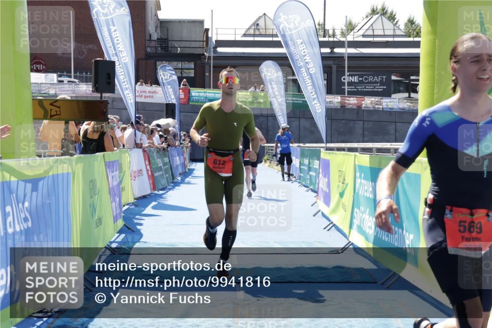 09.08.2026 - GEWOBA Citytriathlon Bremen Yannick Fuchs http://msf.ph/oto/9941816 09.08.2026 14:03:01 Ziel 569, 612, 849 meine-sportfotos.de