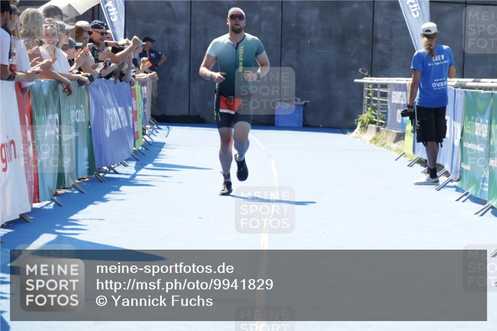 09.08.2026 - GEWOBA Citytriathlon Bremen Yannick Fuchs http://msf.ph/oto/9941829 09.08.2026 14:03:08 Ziel 651, 849 meine-sportfotos.de