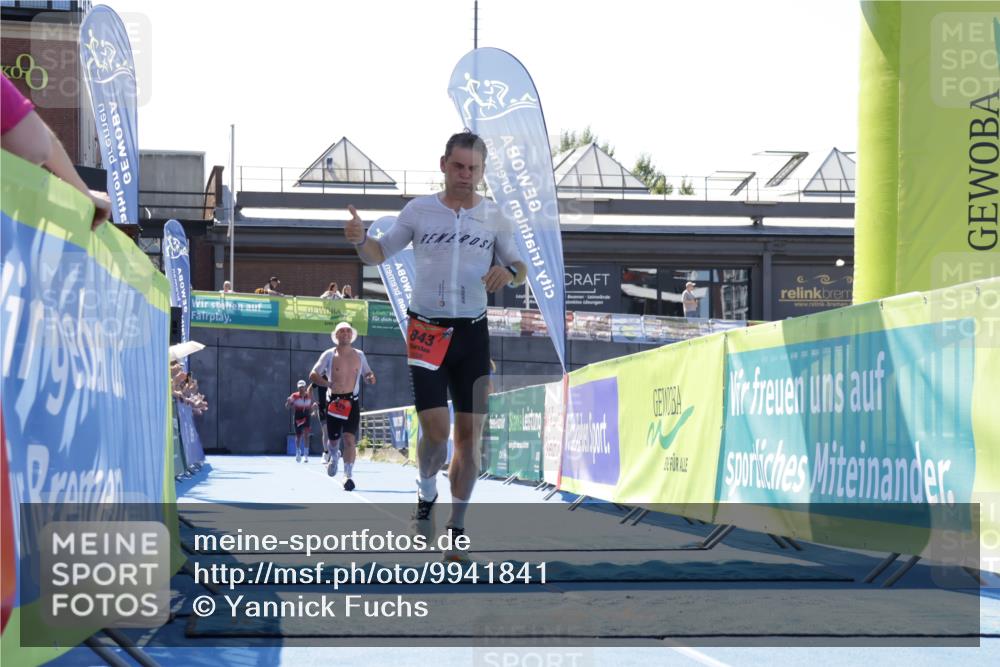 09.08.2026 - GEWOBA Citytriathlon Bremen Yannick Fuchs http://msf.ph/oto/9941841 09.08.2026 14:04:33 Ziel 575, 843 meine-sportfotos.de