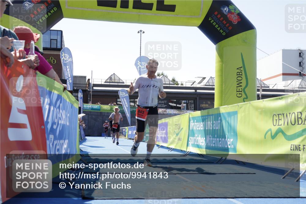 09.08.2026 - GEWOBA Citytriathlon Bremen Yannick Fuchs http://msf.ph/oto/9941843 09.08.2026 14:04:34 Ziel 575, 843 meine-sportfotos.de