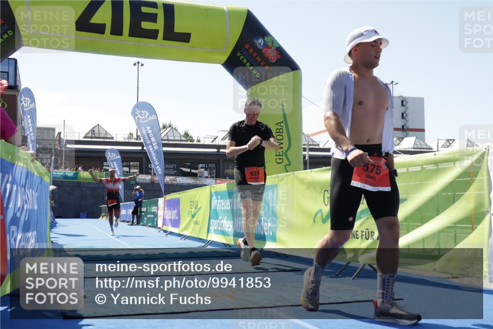 09.08.2026 - GEWOBA Citytriathlon Bremen Yannick Fuchs http://msf.ph/oto/9941853 09.08.2026 14:04:41 Ziel 575, 746, 831 meine-sportfotos.de