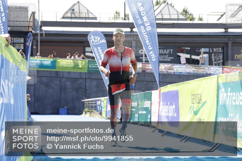09.08.2026 - GEWOBA Citytriathlon Bremen Yannick Fuchs http://msf.ph/oto/9941855 09.08.2026 14:04:42 Ziel 575, 746, 831 meine-sportfotos.de