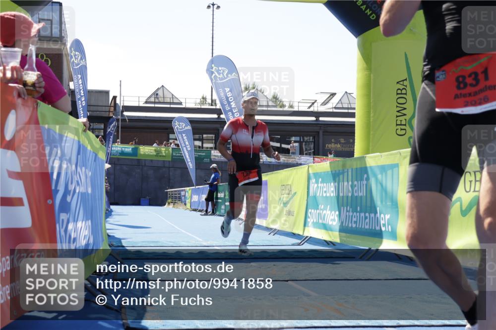 09.08.2026 - GEWOBA Citytriathlon Bremen Yannick Fuchs http://msf.ph/oto/9941858 09.08.2026 14:04:43 Ziel 575, 746, 831 meine-sportfotos.de