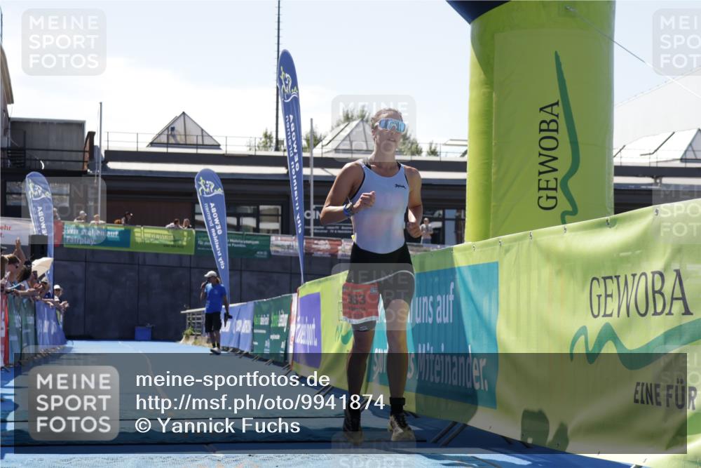 09.08.2026 - GEWOBA Citytriathlon Bremen Yannick Fuchs http://msf.ph/oto/9941874 09.08.2026 14:05:52 Ziel 983 meine-sportfotos.de
