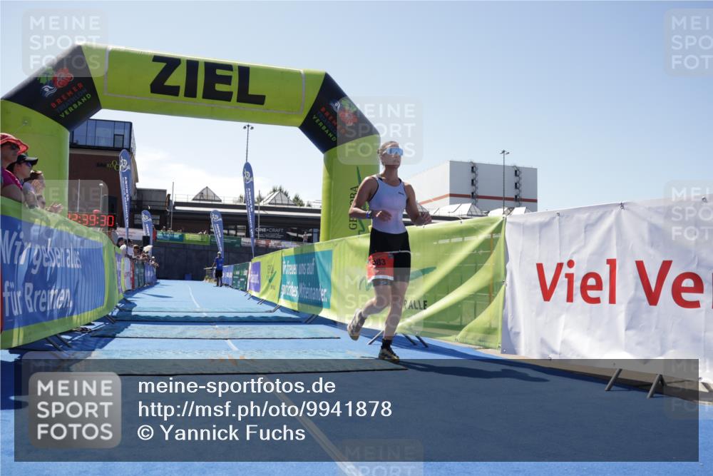 09.08.2026 - GEWOBA Citytriathlon Bremen Yannick Fuchs http://msf.ph/oto/9941878 09.08.2026 14:05:53 Ziel 983 meine-sportfotos.de