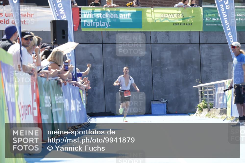 09.08.2026 - GEWOBA Citytriathlon Bremen Yannick Fuchs http://msf.ph/oto/9941879 09.08.2026 14:05:59 Ziel  meine-sportfotos.de