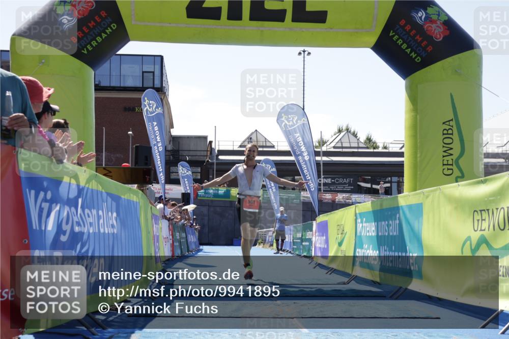 09.08.2026 - GEWOBA Citytriathlon Bremen Yannick Fuchs http://msf.ph/oto/9941895 09.08.2026 14:06:06 Ziel 561 meine-sportfotos.de