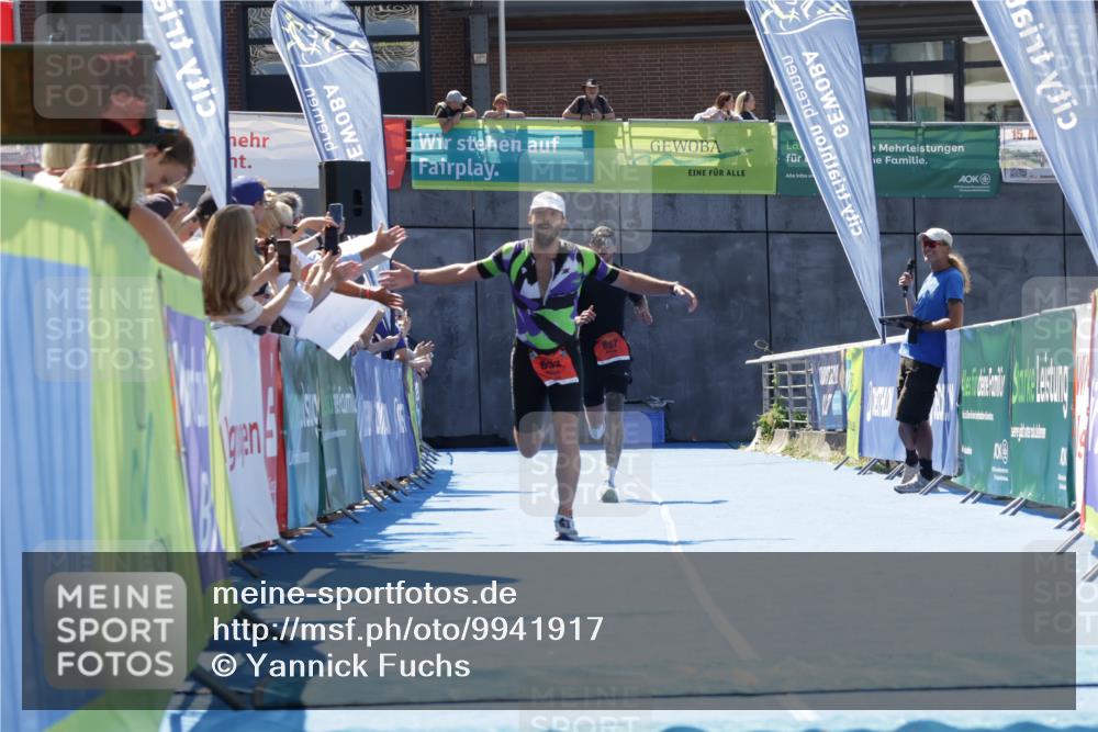 09.08.2026 - GEWOBA Citytriathlon Bremen Yannick Fuchs http://msf.ph/oto/9941917 09.08.2026 14:06:42 Ziel 632, 697 meine-sportfotos.de