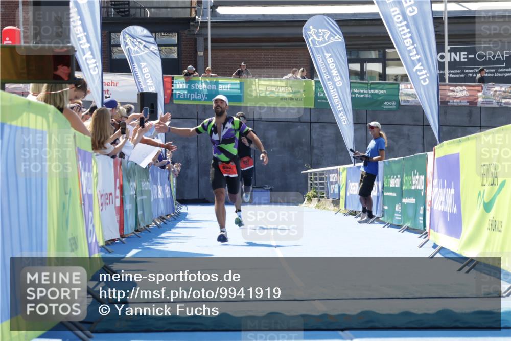 09.08.2026 - GEWOBA Citytriathlon Bremen Yannick Fuchs http://msf.ph/oto/9941919 09.08.2026 14:06:43 Ziel 632, 697 meine-sportfotos.de