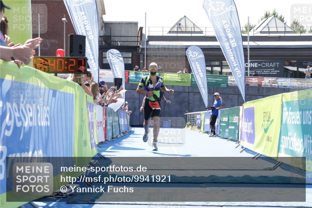 09.08.2026 - GEWOBA Citytriathlon Bremen Yannick Fuchs http://msf.ph/oto/9941921 09.08.2026 14:06:44 Ziel 632, 697 meine-sportfotos.de