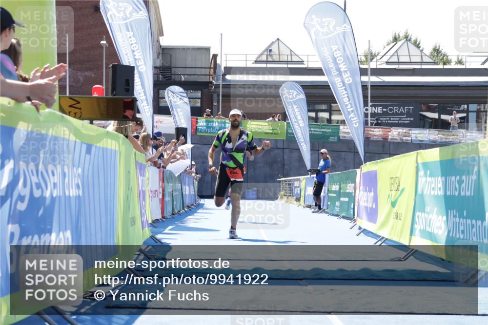 09.08.2026 - GEWOBA Citytriathlon Bremen Yannick Fuchs http://msf.ph/oto/9941922 09.08.2026 14:06:44 Ziel 632, 697 meine-sportfotos.de