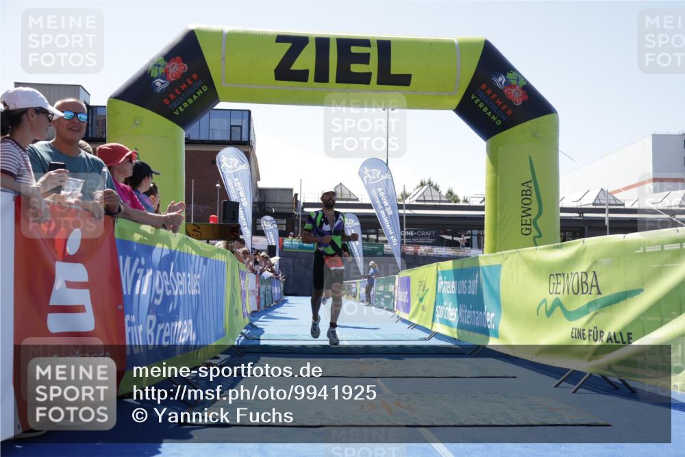 09.08.2026 - GEWOBA Citytriathlon Bremen Yannick Fuchs http://msf.ph/oto/9941925 09.08.2026 14:06:45 Ziel 632, 697 meine-sportfotos.de