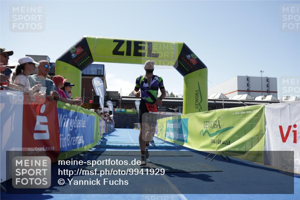 09.08.2026 - GEWOBA Citytriathlon Bremen Yannick Fuchs http://msf.ph/oto/9941929 09.08.2026 14:06:46 Ziel 632, 697 meine-sportfotos.de