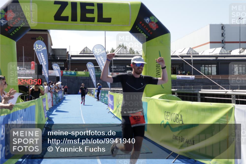 09.08.2026 - GEWOBA Citytriathlon Bremen Yannick Fuchs http://msf.ph/oto/9941940 09.08.2026 14:07:13 Ziel 633, 883 meine-sportfotos.de
