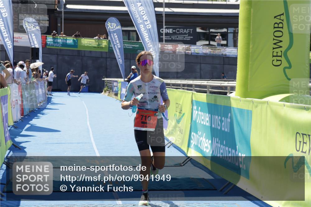 09.08.2026 - GEWOBA Citytriathlon Bremen Yannick Fuchs http://msf.ph/oto/9941949 09.08.2026 14:07:30 Ziel 710 meine-sportfotos.de