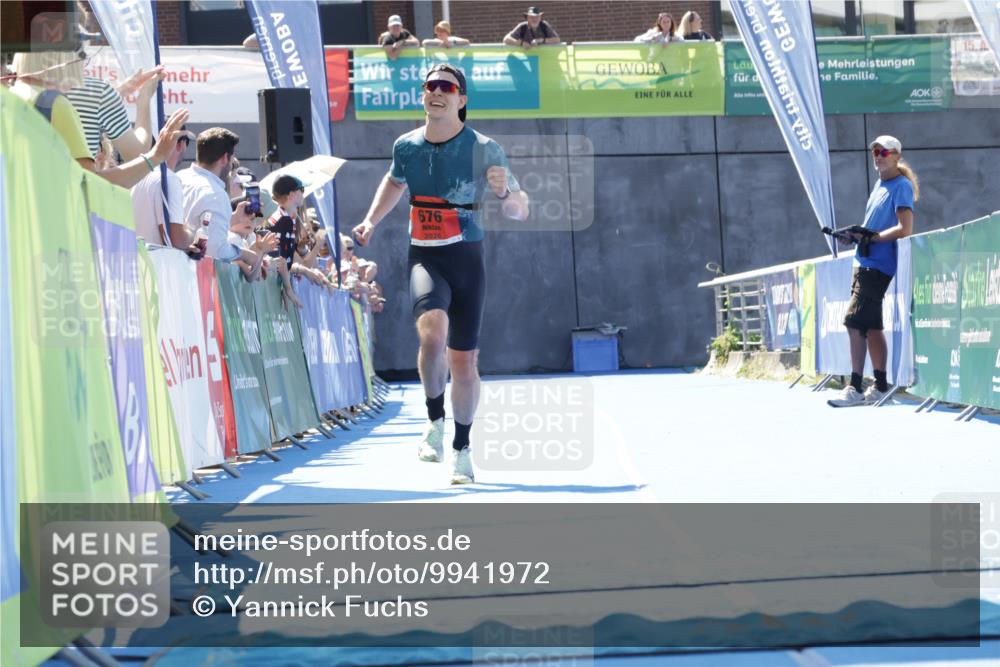 09.08.2026 - GEWOBA Citytriathlon Bremen Yannick Fuchs http://msf.ph/oto/9941972 09.08.2026 14:07:43 Ziel 676, 1119 meine-sportfotos.de