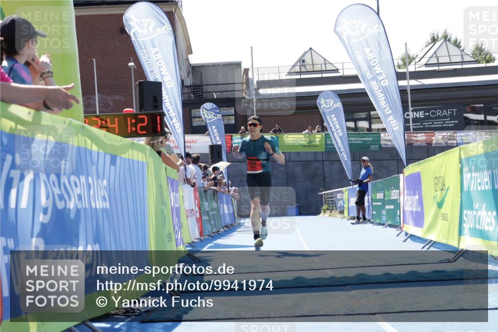 09.08.2026 - GEWOBA Citytriathlon Bremen Yannick Fuchs http://msf.ph/oto/9941974 09.08.2026 14:07:44 Ziel 676, 1119 meine-sportfotos.de