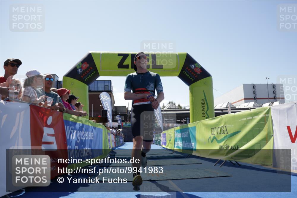 09.08.2026 - GEWOBA Citytriathlon Bremen Yannick Fuchs http://msf.ph/oto/9941983 09.08.2026 14:07:46 Ziel 676 meine-sportfotos.de