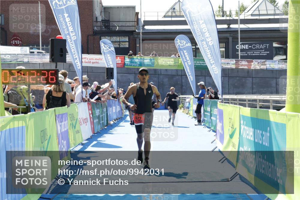 09.08.2026 - GEWOBA Citytriathlon Bremen Yannick Fuchs http://msf.ph/oto/9942031 09.08.2026 14:08:49 Ziel 677, 924, 1137 meine-sportfotos.de