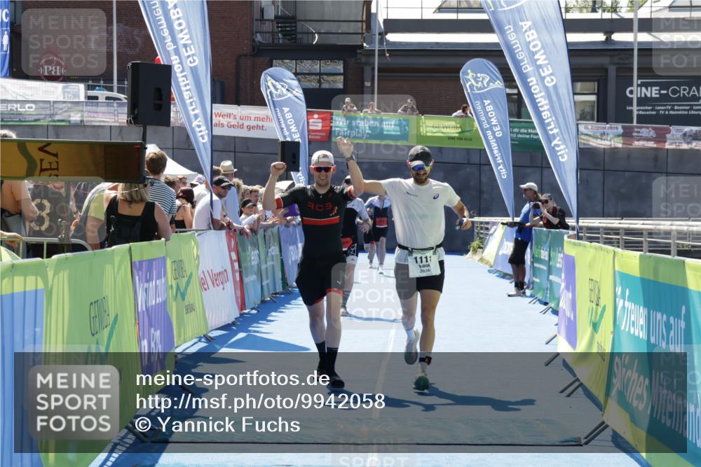 09.08.2026 - GEWOBA Citytriathlon Bremen Yannick Fuchs http://msf.ph/oto/9942058 09.08.2026 14:09:01 Ziel 647, 1111 meine-sportfotos.de