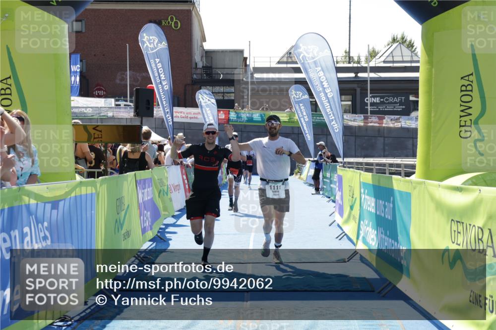 09.08.2026 - GEWOBA Citytriathlon Bremen Yannick Fuchs http://msf.ph/oto/9942062 09.08.2026 14:09:02 Ziel 647, 1111 meine-sportfotos.de