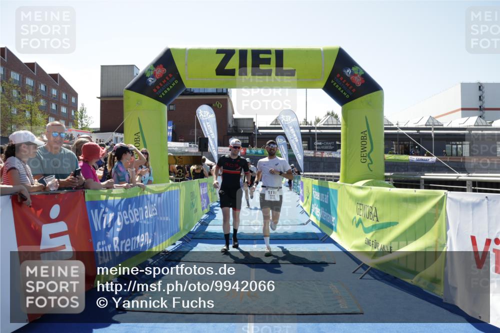 09.08.2026 - GEWOBA Citytriathlon Bremen Yannick Fuchs http://msf.ph/oto/9942066 09.08.2026 14:09:03 Ziel 647, 879, 1111 meine-sportfotos.de