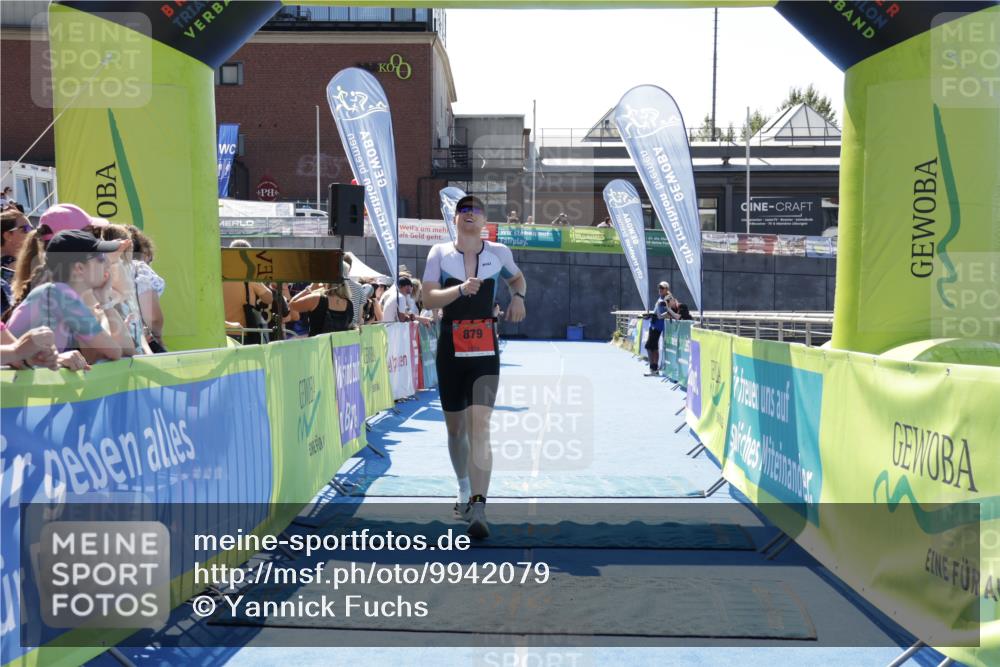09.08.2026 - GEWOBA Citytriathlon Bremen Yannick Fuchs http://msf.ph/oto/9942079 09.08.2026 14:09:08 Ziel 643, 647, 879 meine-sportfotos.de