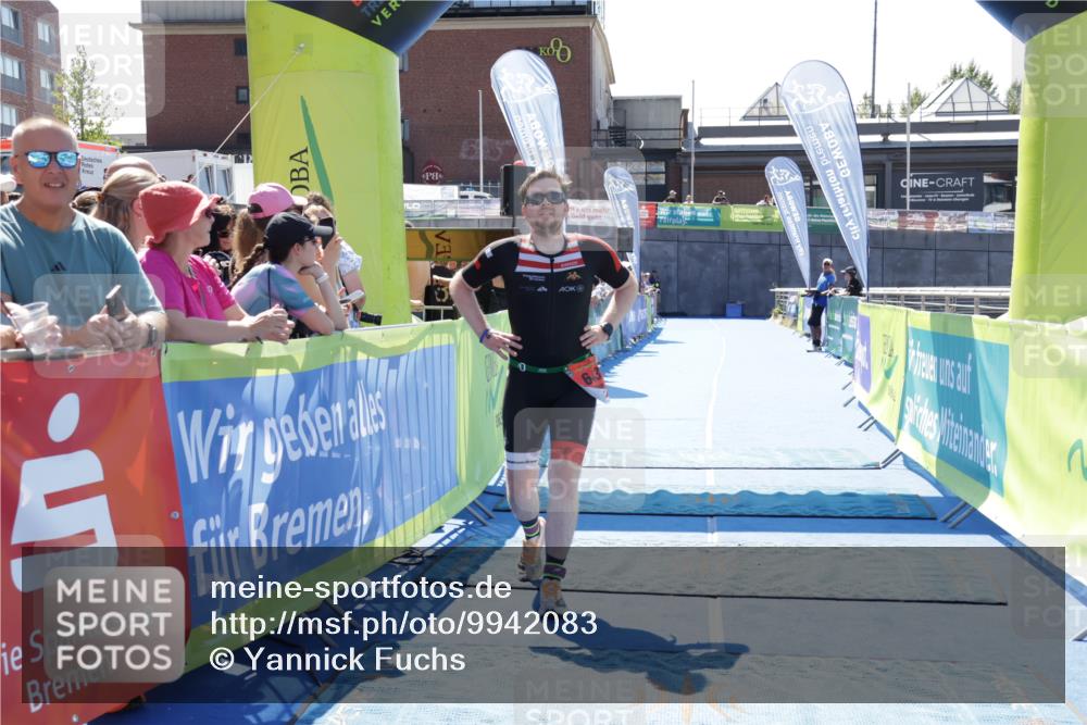 09.08.2026 - GEWOBA Citytriathlon Bremen Yannick Fuchs http://msf.ph/oto/9942083 09.08.2026 14:09:15 Ziel 643 meine-sportfotos.de