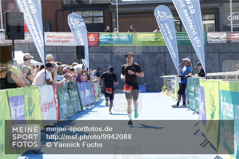 09.08.2026 - GEWOBA Citytriathlon Bremen Yannick Fuchs http://msf.ph/oto/9942088 09.08.2026 14:09:33 Ziel 594, 635 meine-sportfotos.de