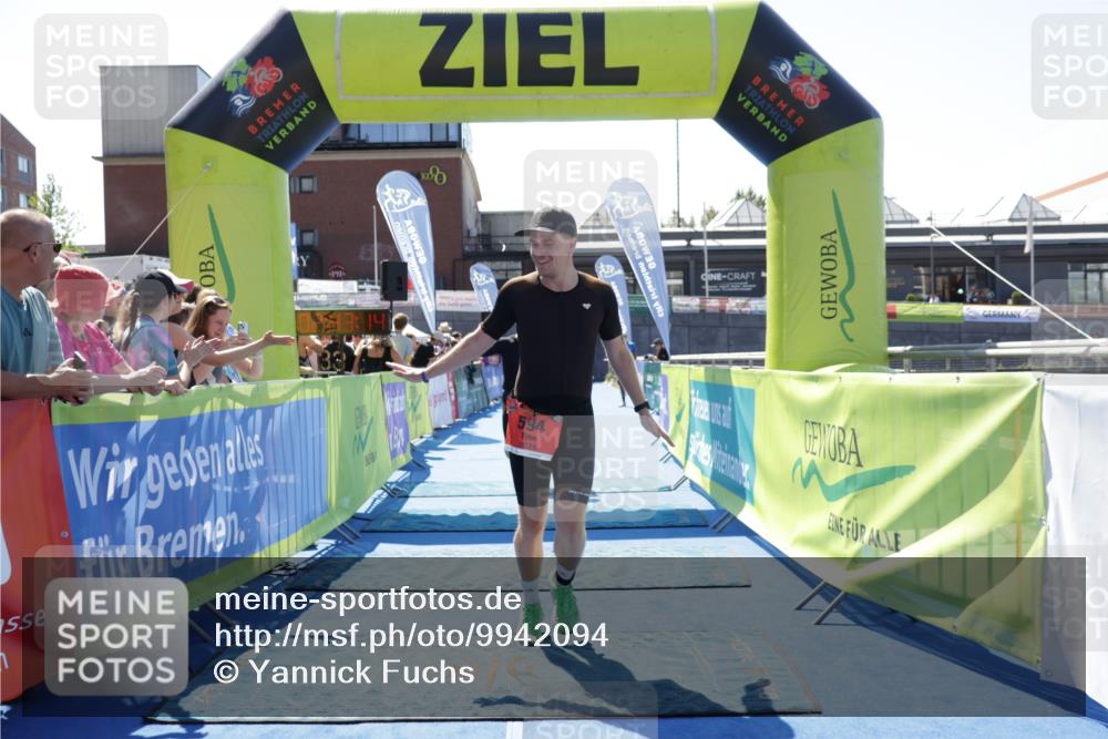 09.08.2026 - GEWOBA Citytriathlon Bremen Yannick Fuchs http://msf.ph/oto/9942094 09.08.2026 14:09:37 Ziel 594, 635 meine-sportfotos.de